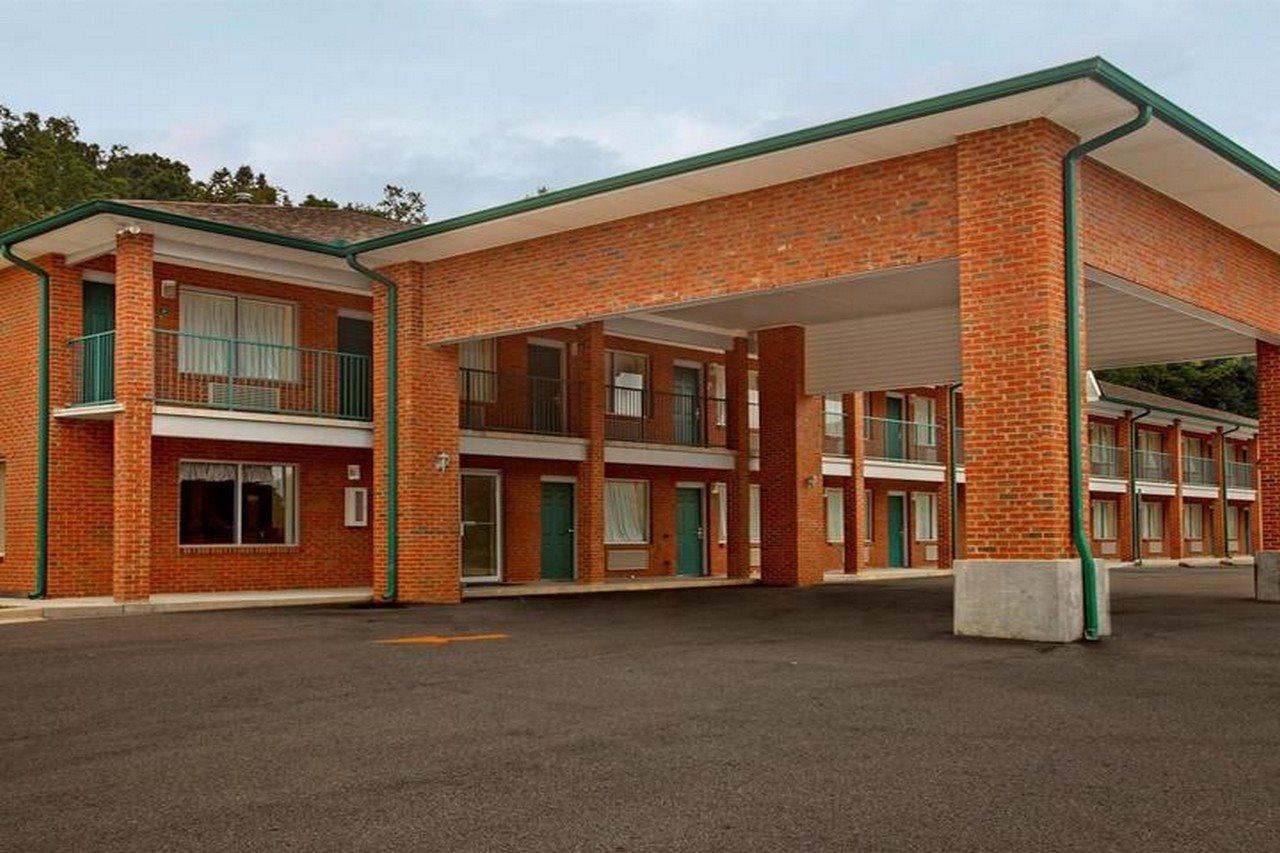 America'S Inn - Leeds Exterior photo